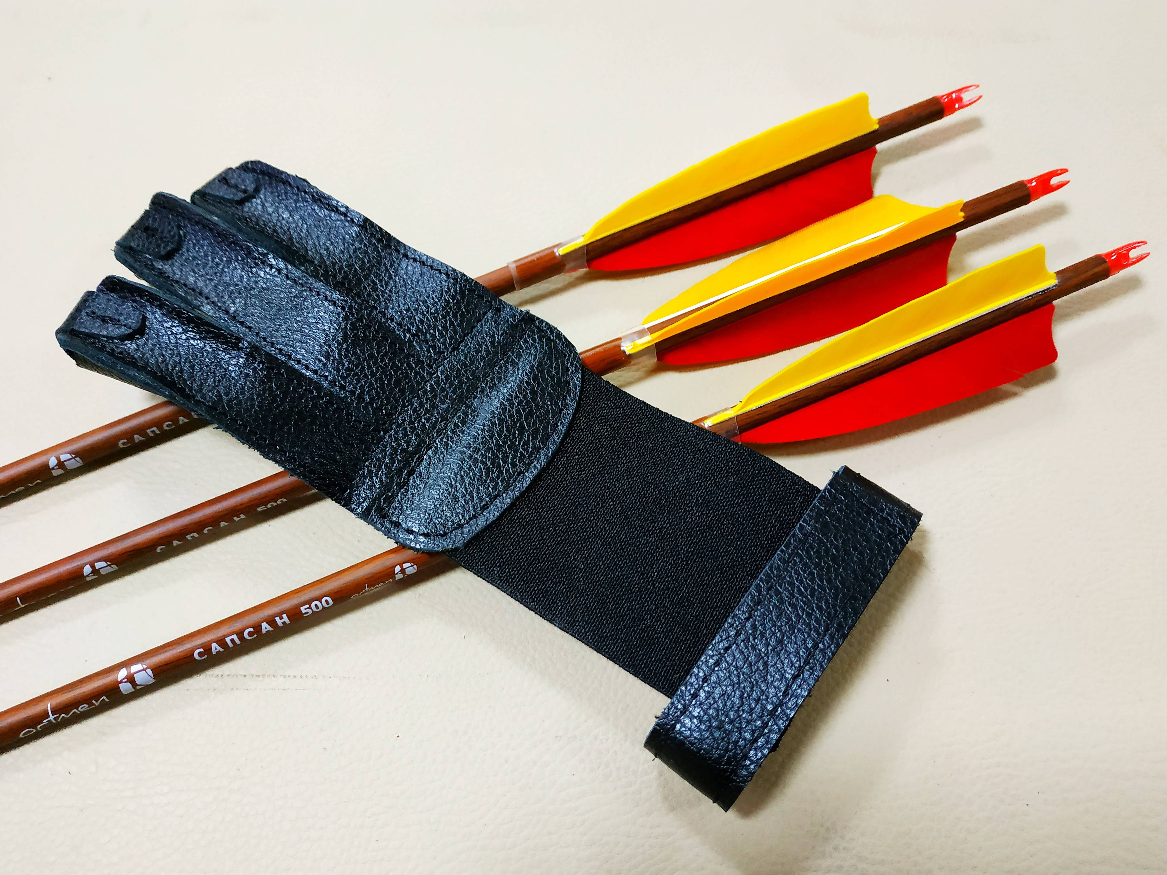 Напальчник традиционный (кожа)